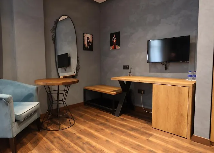 Adess Oda ve Kahvaltı *